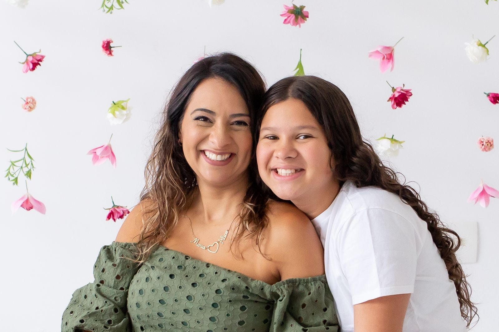 Juliana com as filhas